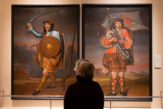 Shared surnames and clan communities
