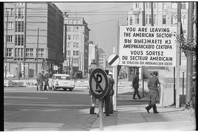 Recognizing the service of Cold War veterans