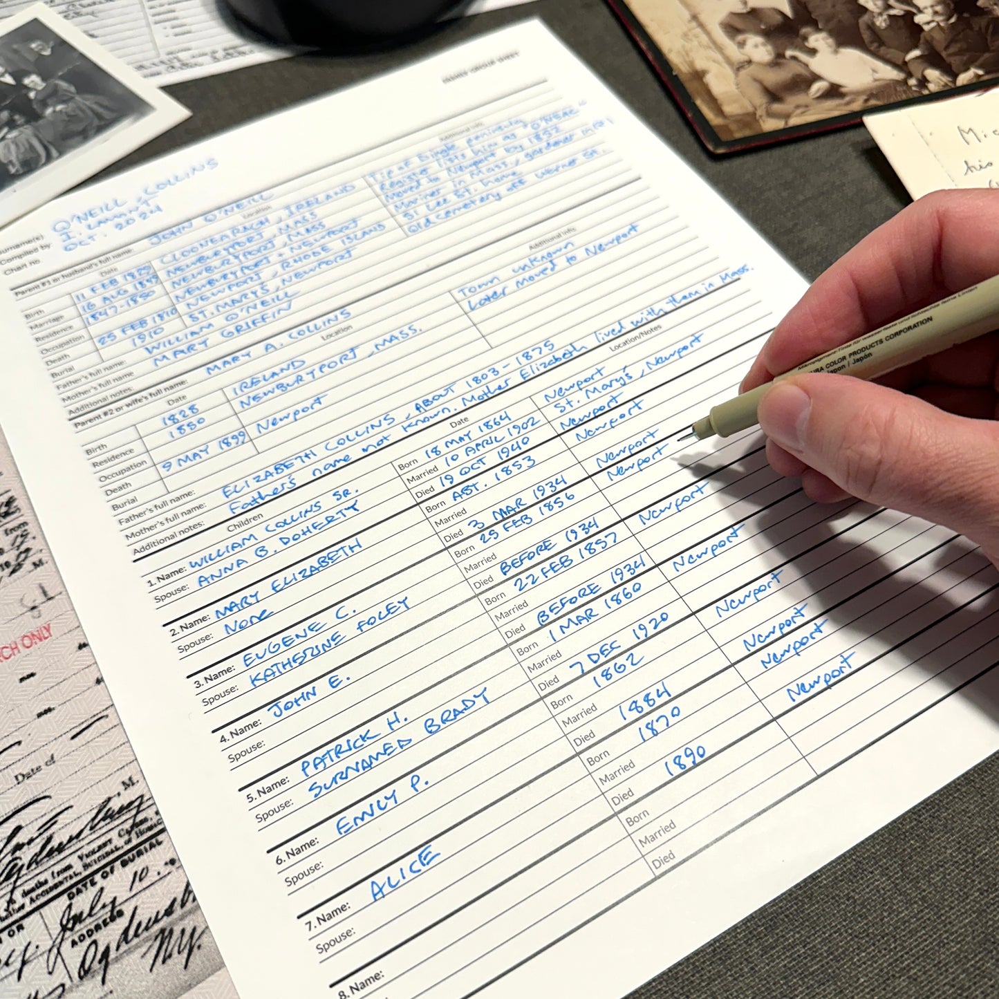 EasyGenie Professional Grade Two-Sided Family Group Sheets for Genealogy (40 sheets)